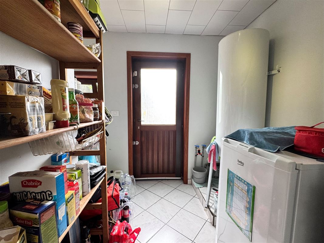 Charmante open bebouwing met TUIN, gelegen in een RUSTIGE WIJK.
