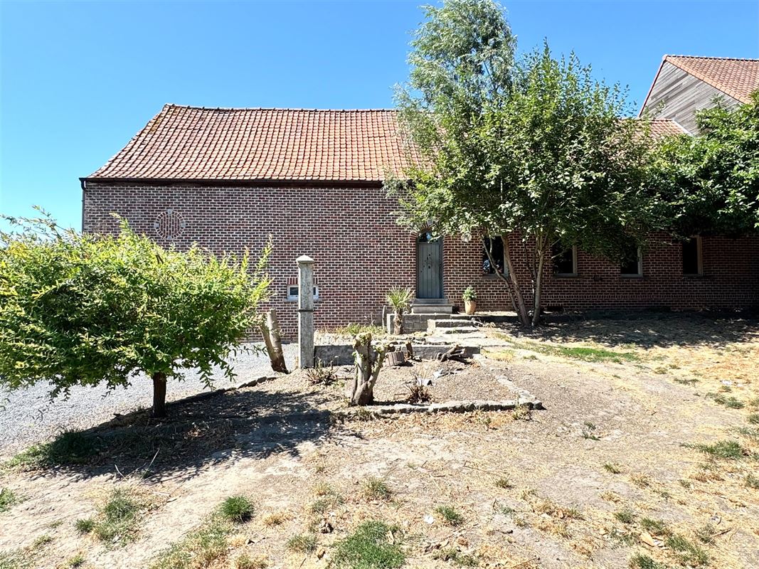 MAISON IDÉALEMENT SITUÉE avec une VUE EXCEPTIONNELLE
