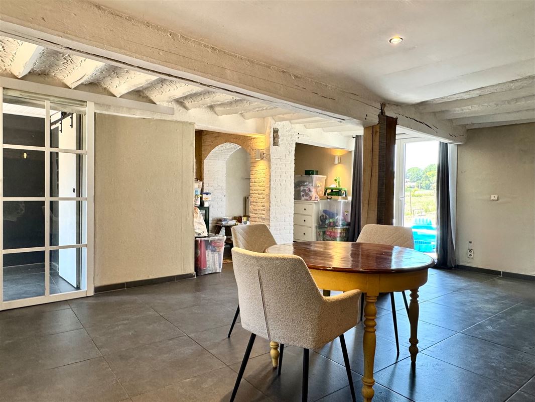 MAISON IDÉALEMENT SITUÉE avec une VUE EXCEPTIONNELLE