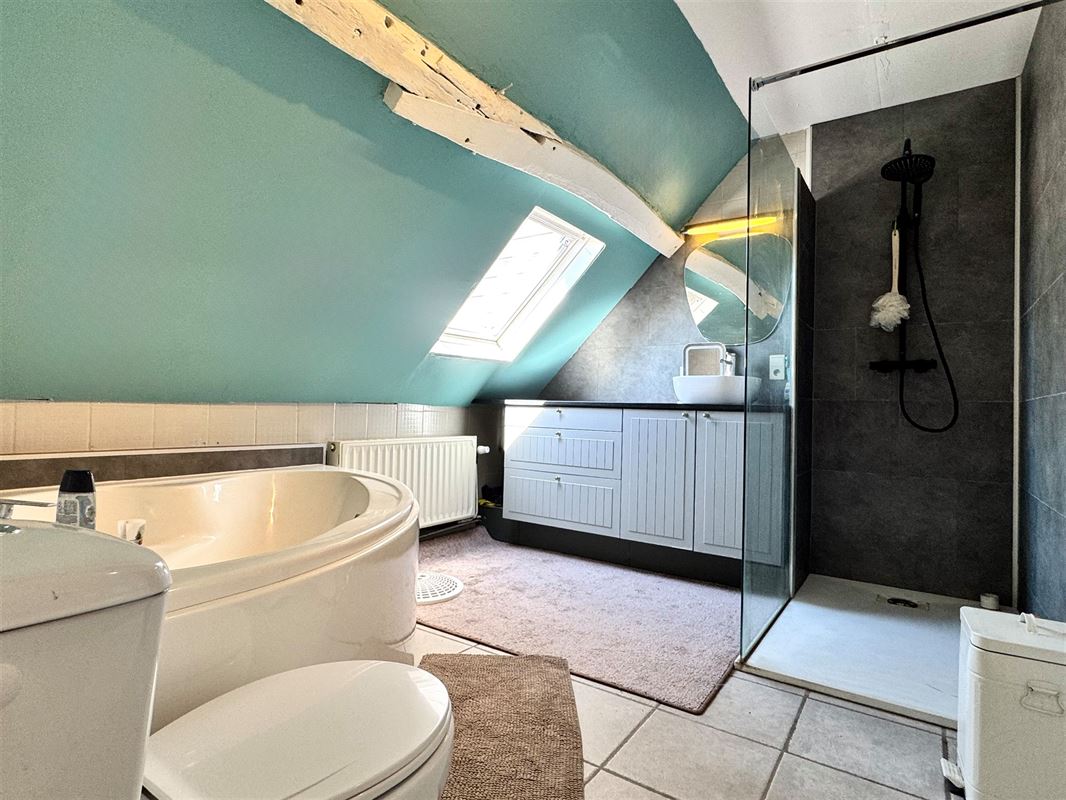 MAISON IDÉALEMENT SITUÉE avec une VUE EXCEPTIONNELLE