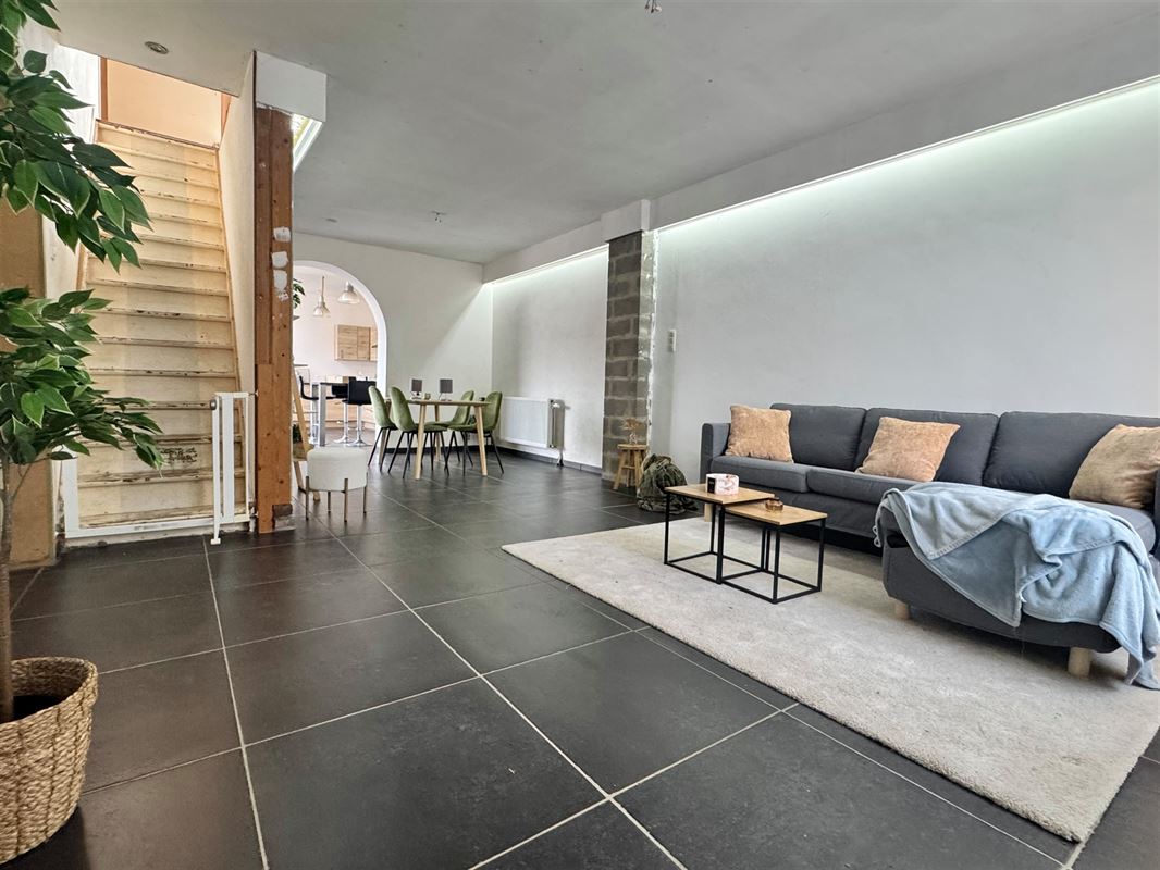 WONING MET 3 SLAAPKAMERS, TUIN EN GARAGE