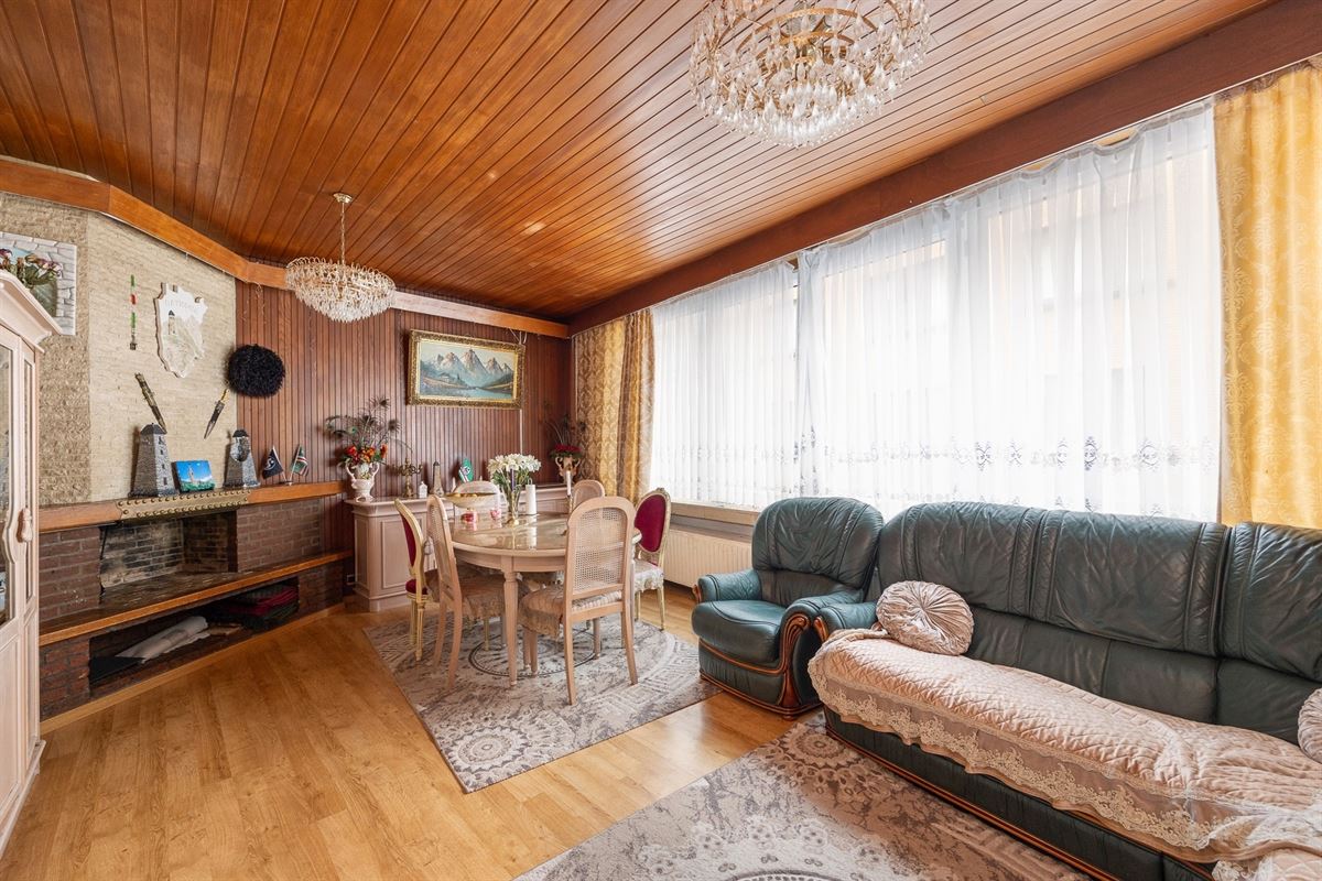 Vergund opbrengsteigendom bestaande uit 4 appartementen