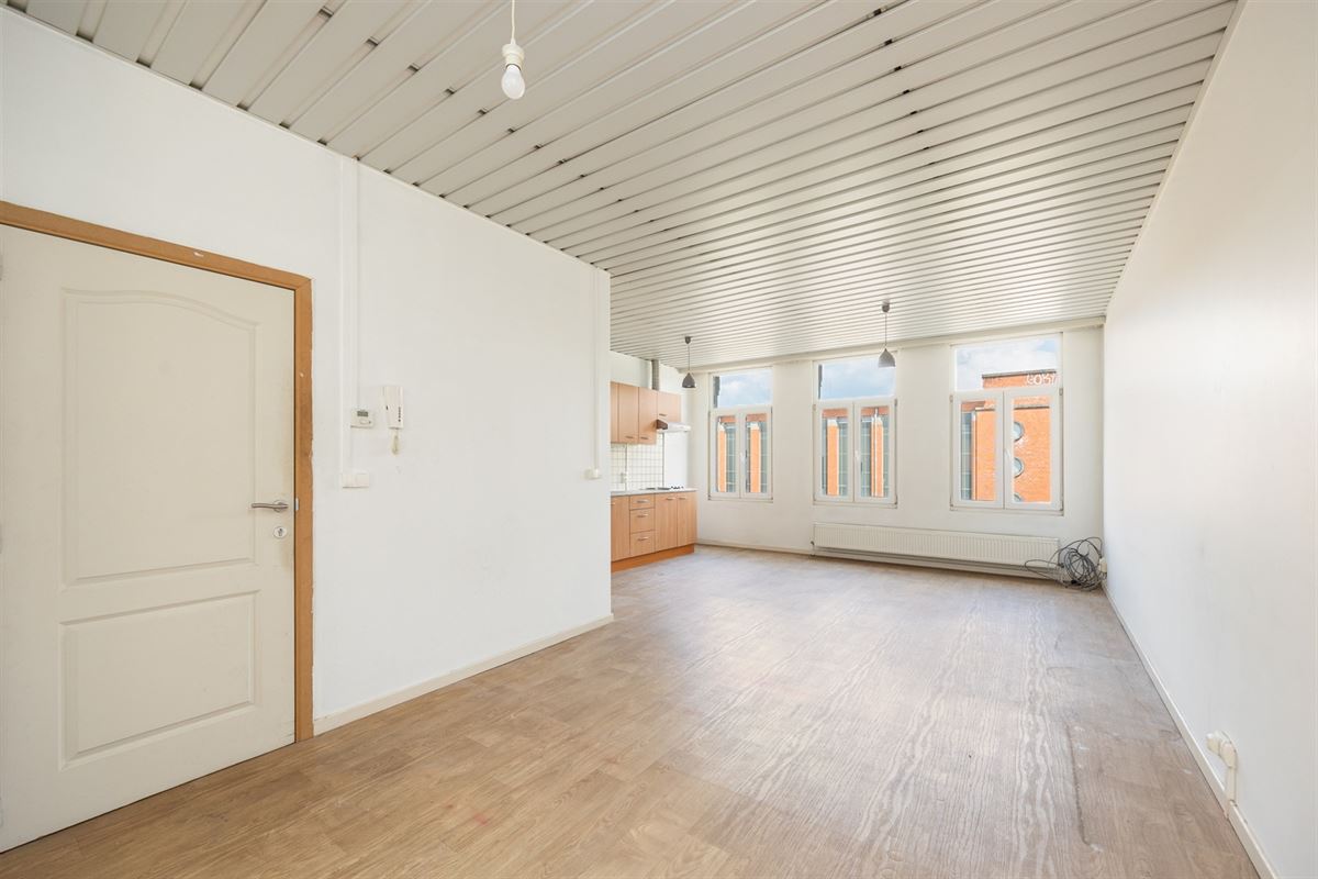 Opbrengsteigendom vlakbij Post X en Berchem-Zuid station