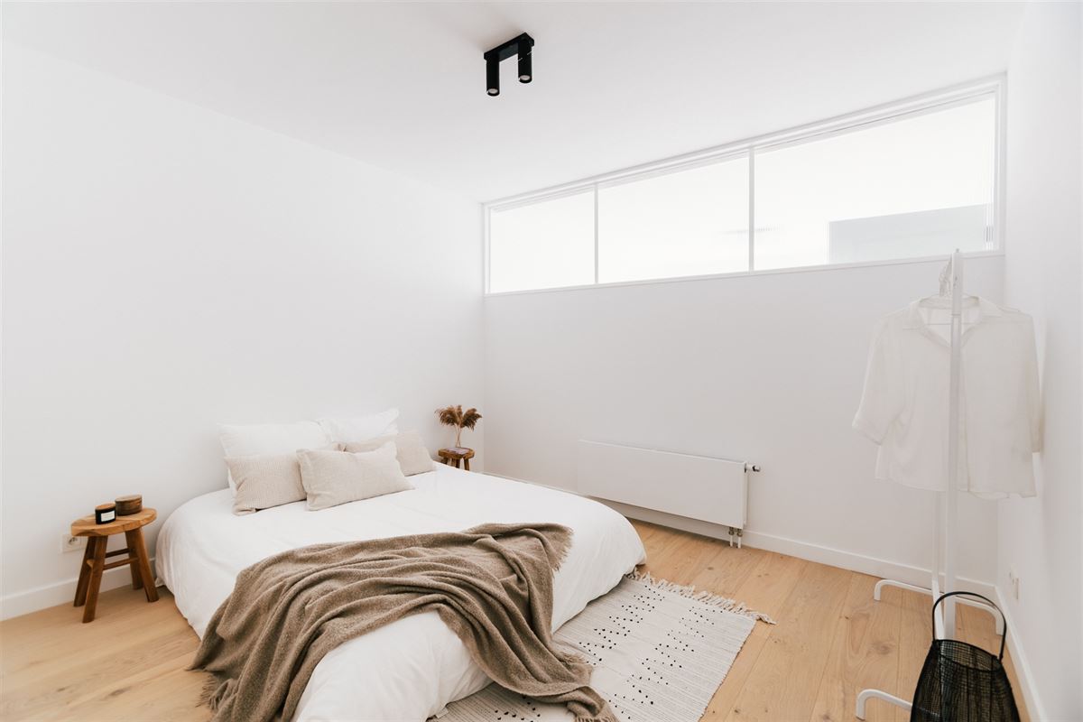Prachtig gerenoveerd appartement met zonnige tuin