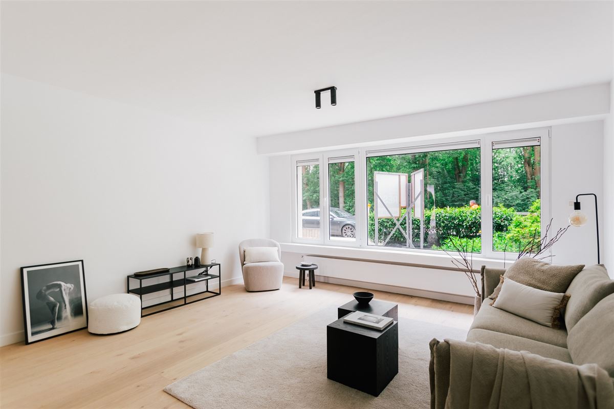 Prachtig gerenoveerd appartement met zonnige tuin