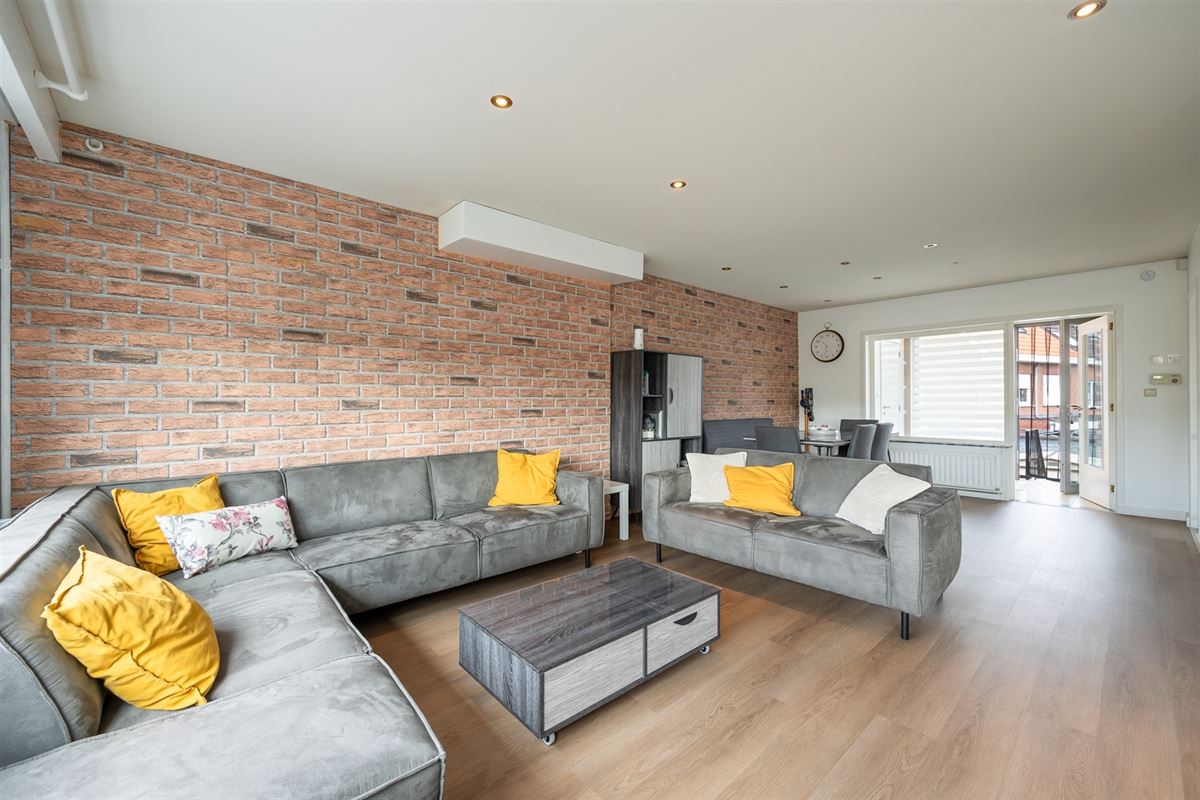 Instapklare bel-etage met 3 slaapkamers en gezellige tuin