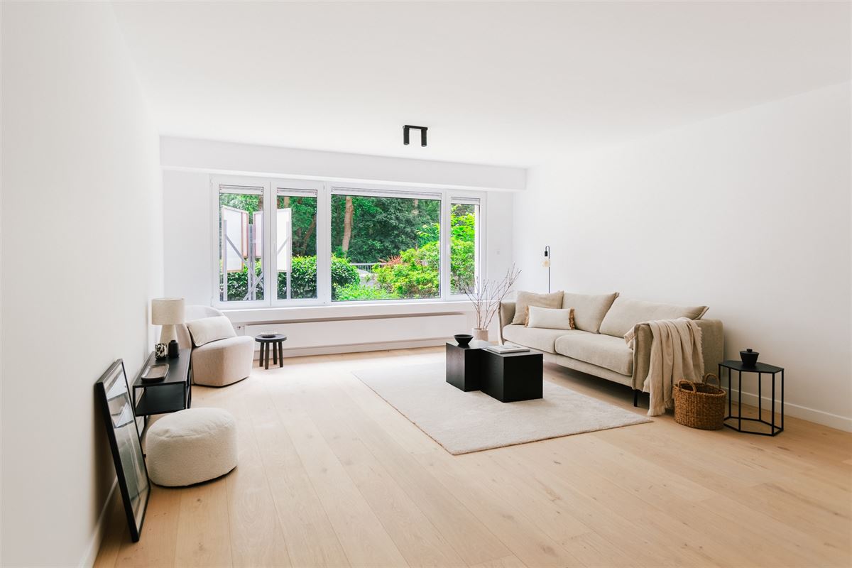 Prachtig gerenoveerd appartement met zonnige tuin