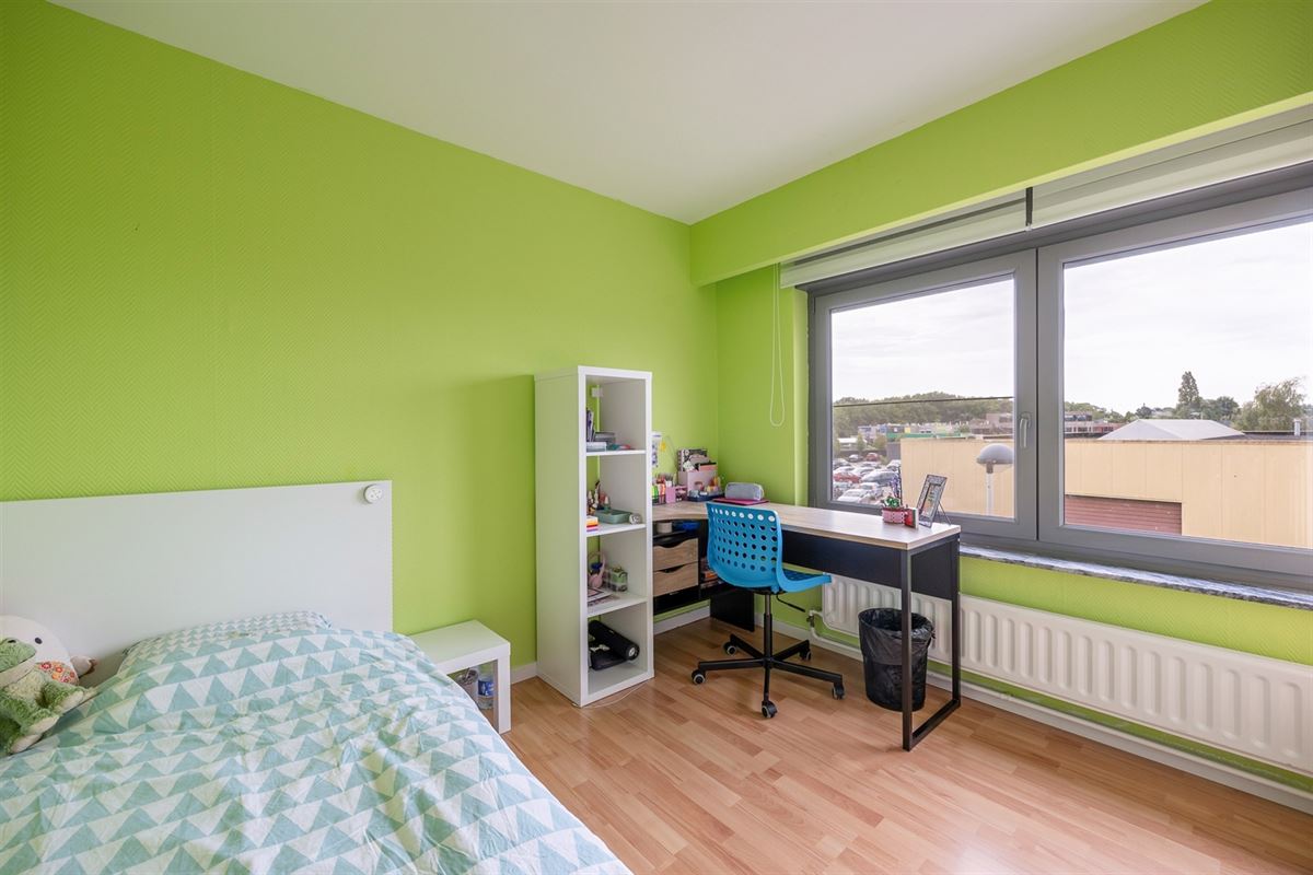 Instapklare bel-etage met 3 slaapkamers en gezellige tuin