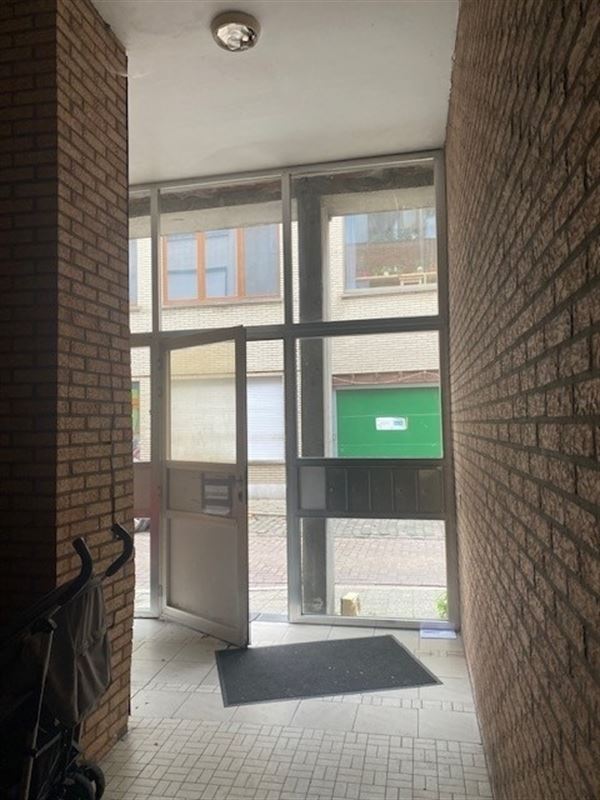 Te renoveren vergund appartementsgebouw