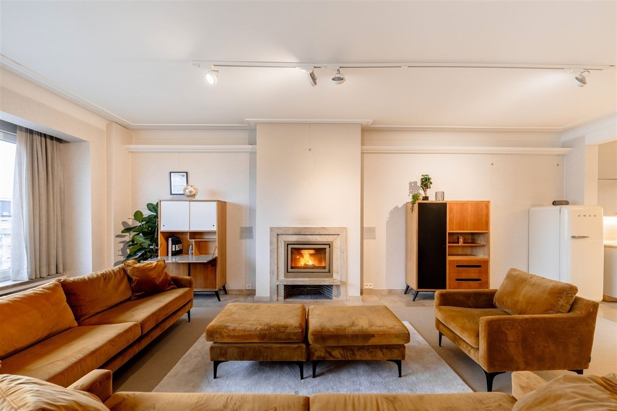 Penthouse met panoramisch terras nabij het Harmoniepark