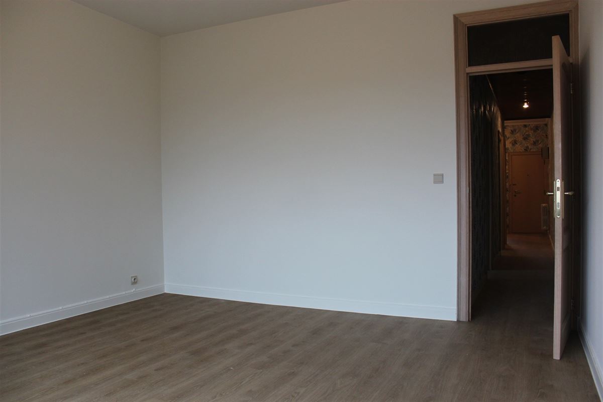 Ruim tweeslaapkamerappartement nabij het Rivierenhof