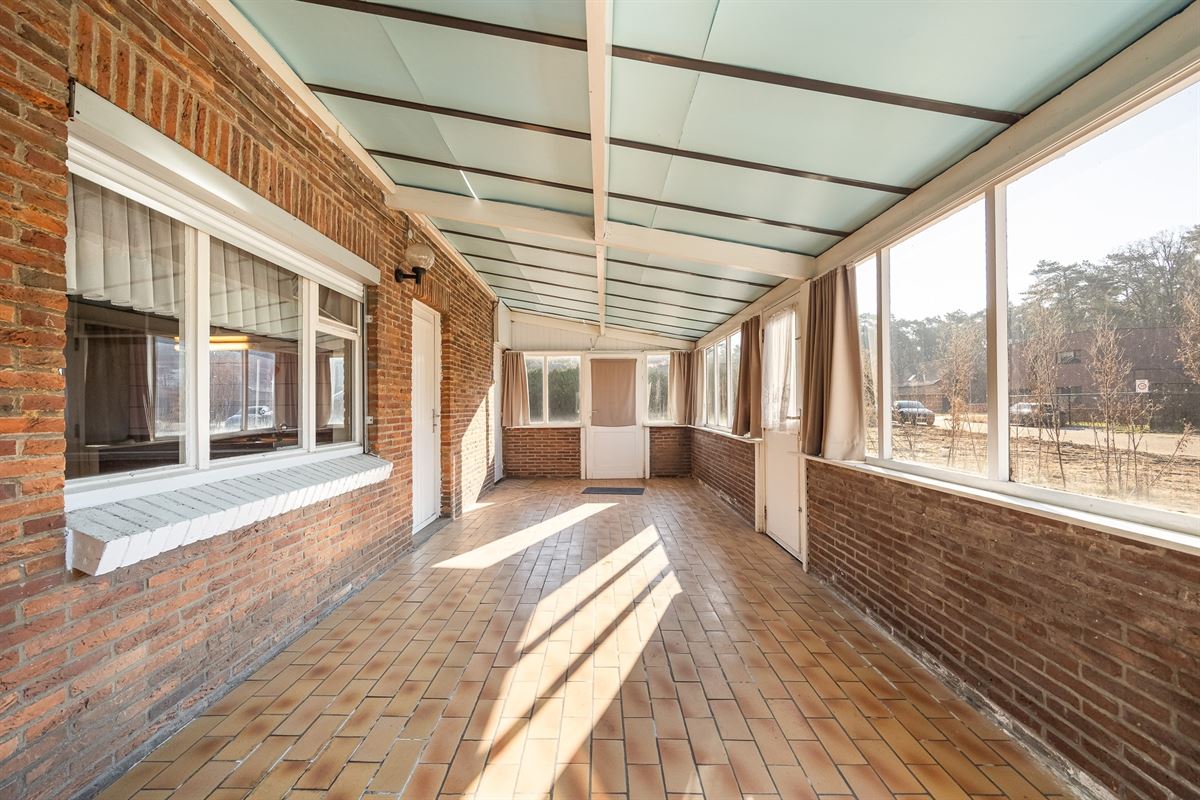 Te renoveren starterswoning met charmant karakter