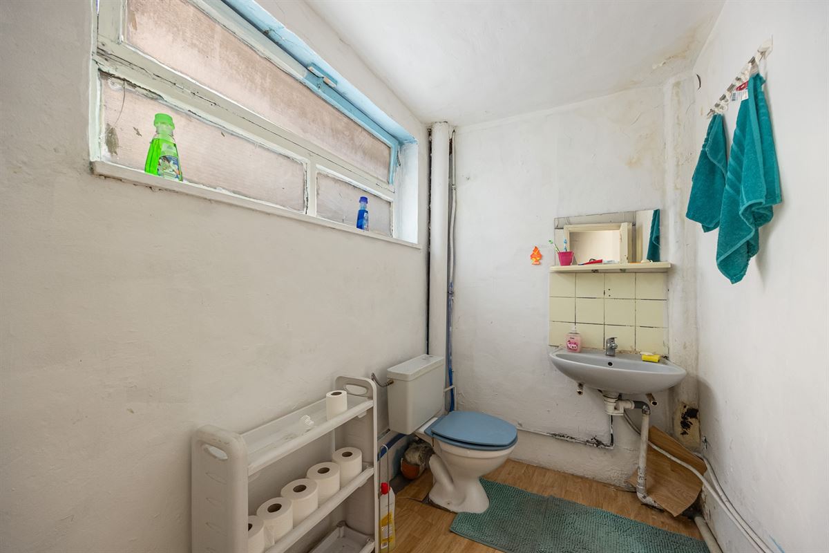 Opbrengsteigendom met 3 units nabij Park Spoor Noord