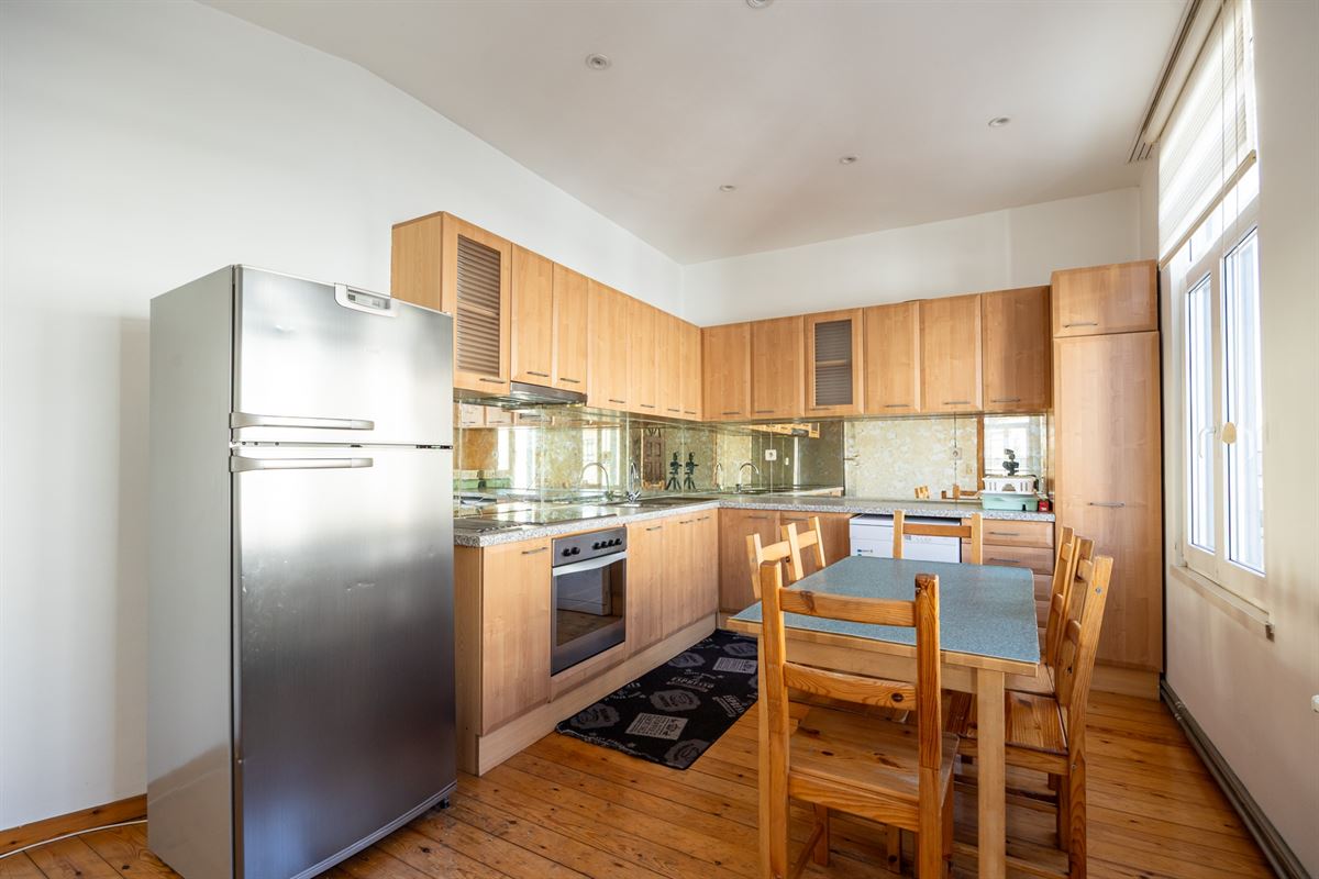 Opbrengsteigendom met 3 units nabij Park Spoor Noord