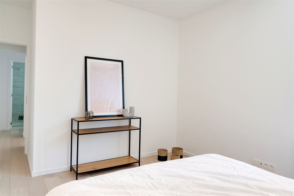 Prachtig gerenoveerd appartement met zuidgerichte tuin
