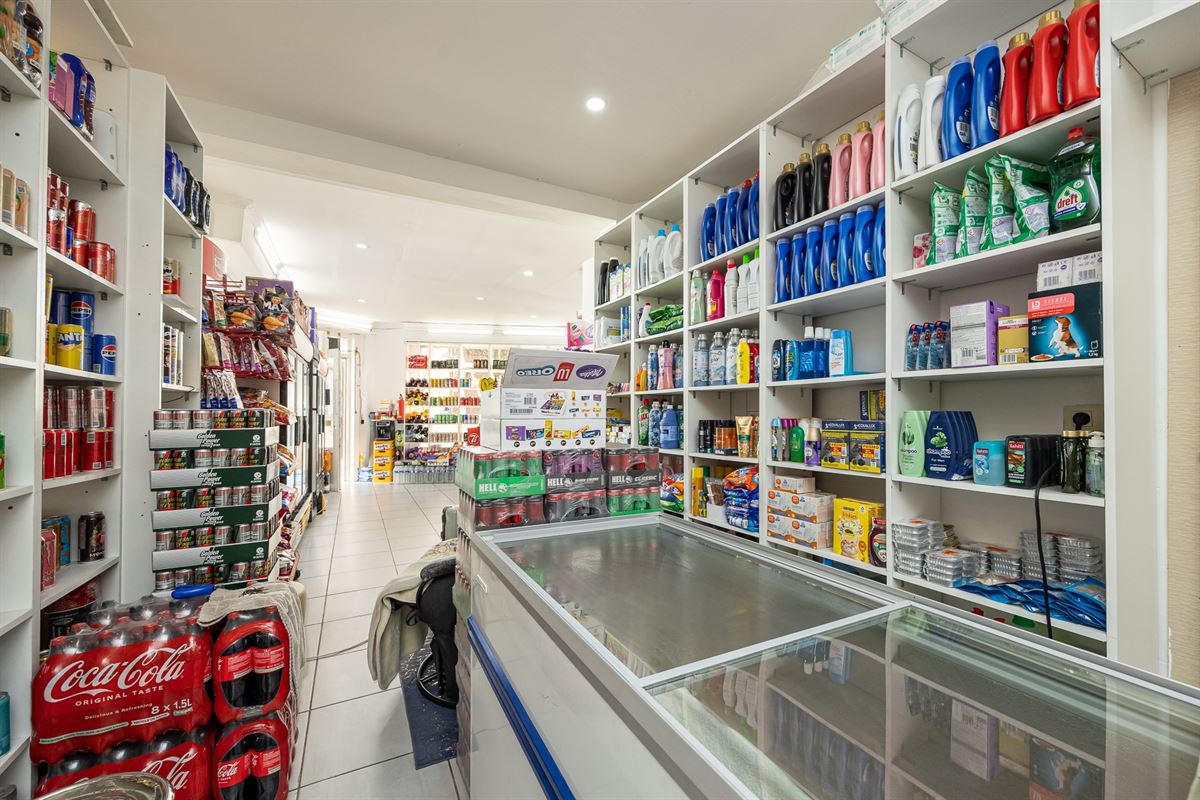 Opbrengsteigendom met 3 units nabij Park Spoor Noord