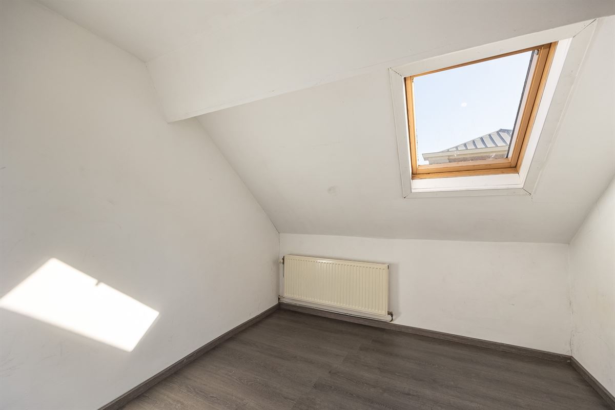 Opbrengsteigendom met 3 units nabij Park Spoor Noord