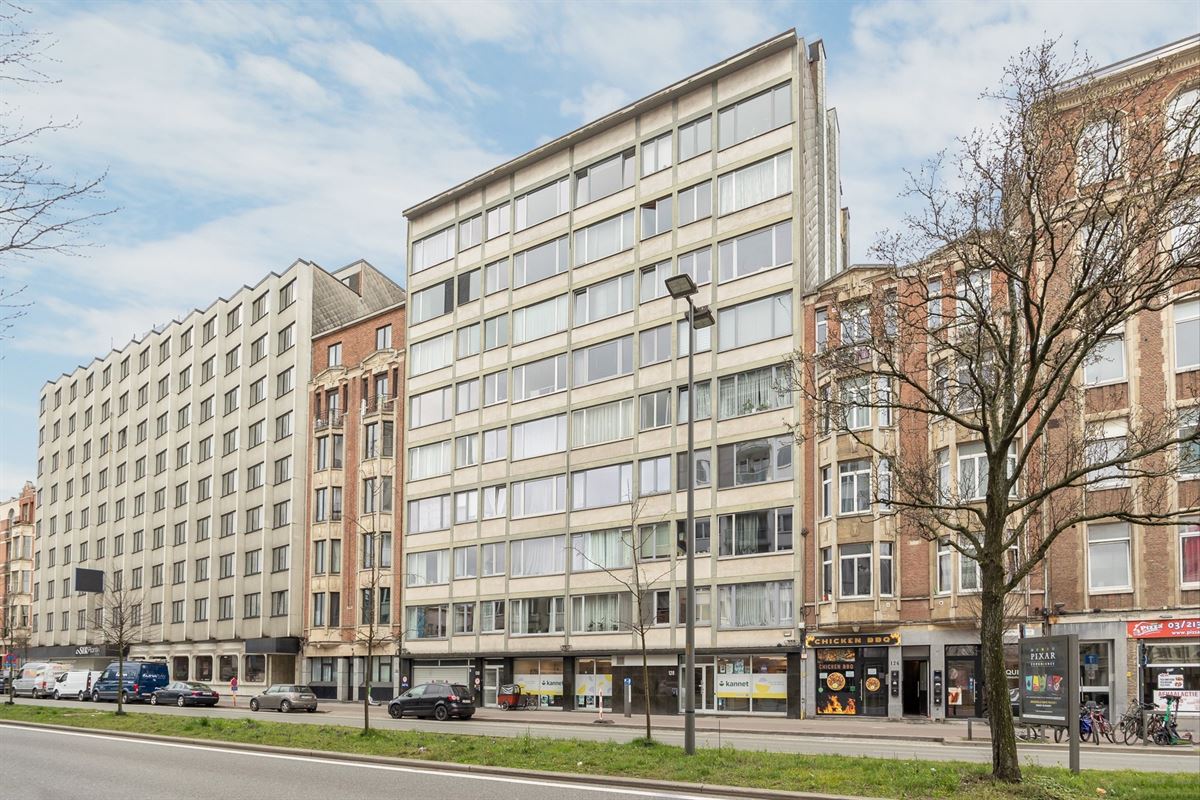 Lichtrijke penthouse studio met panoramisch uitzicht