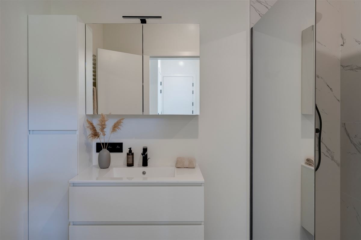 Energiezuinig en stijlvol gerenoveerd appartement in de Groenenhoek