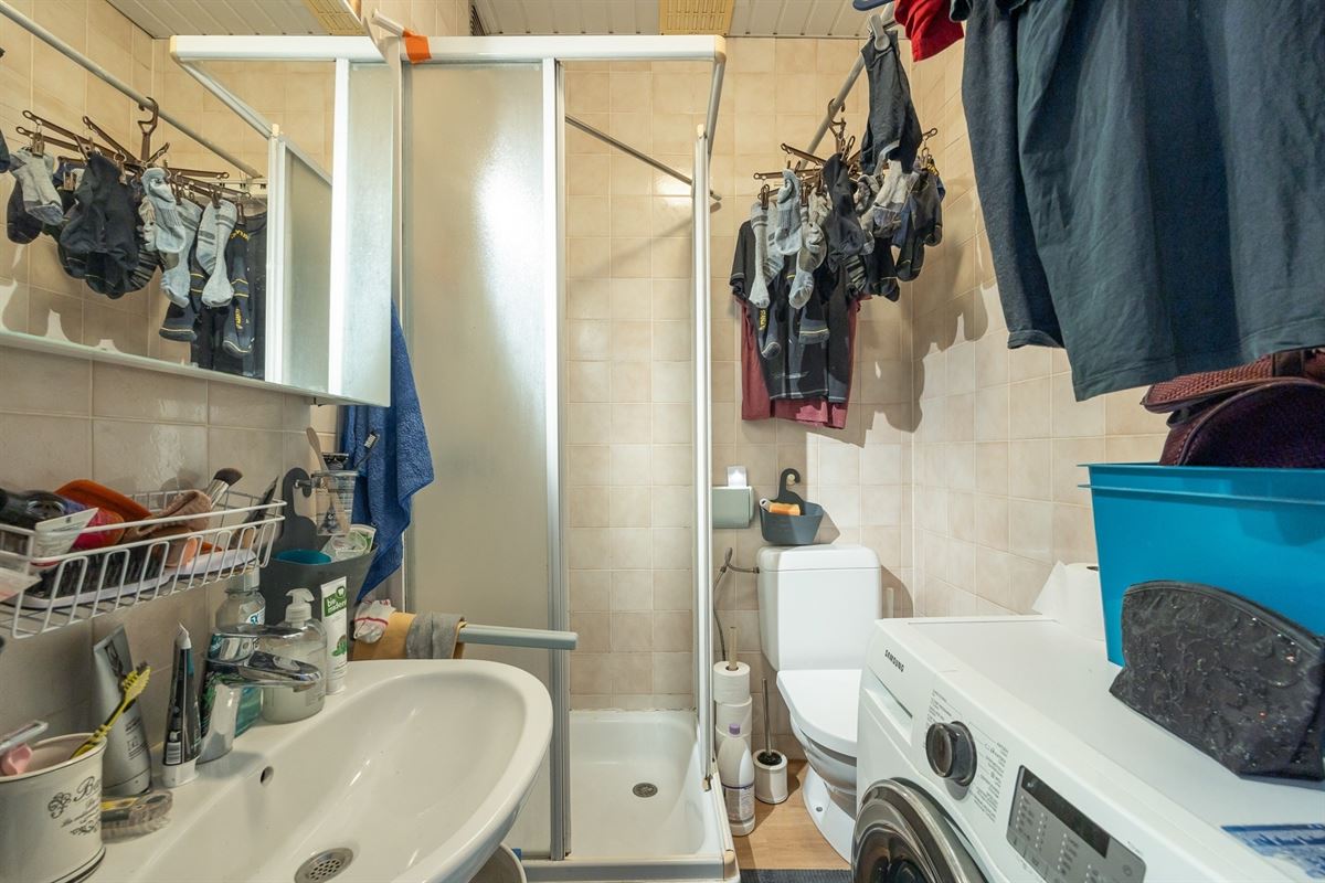 Karaktervolle burgerwoning met potentieel in geliefde buurt