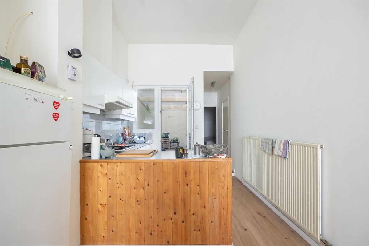 Karaktervolle burgerwoning met potentieel in geliefde buurt
