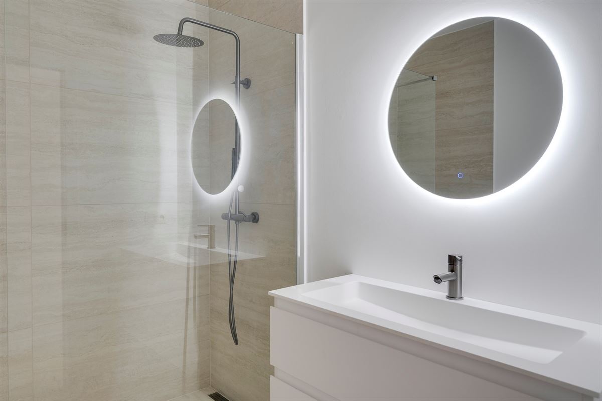 Prachtig gerenoveerd appartement met zuidgericht terras