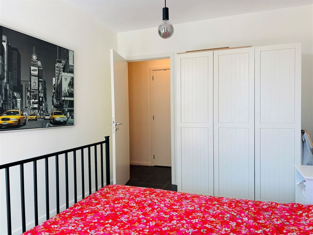 Modern tweeslaapkamerappartement op het bruisende Eilandje