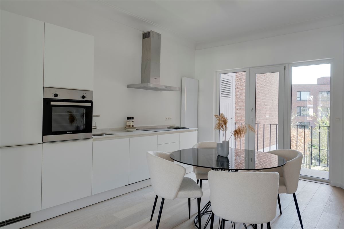 Prachtig gerenoveerd appartement met zuidgericht terras