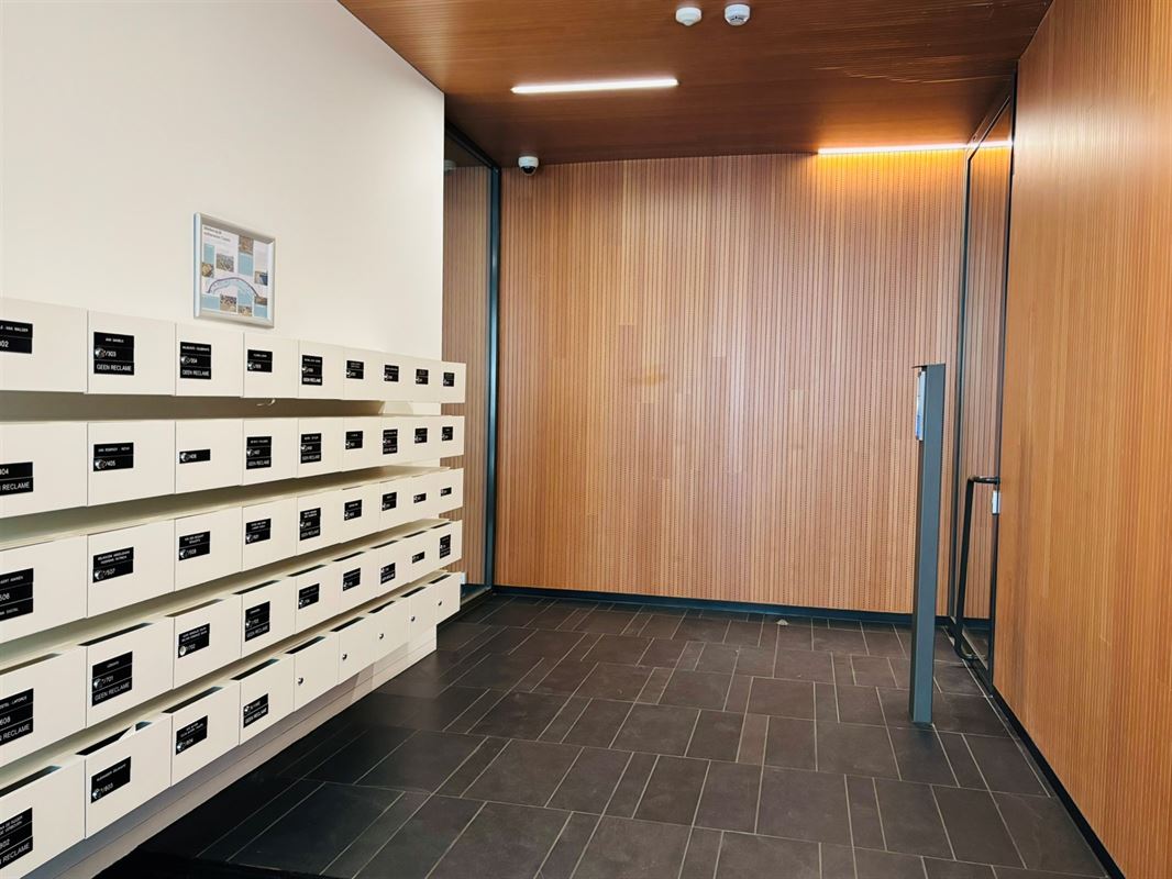 Modern tweeslaapkamerappartement op het bruisende Eilandje