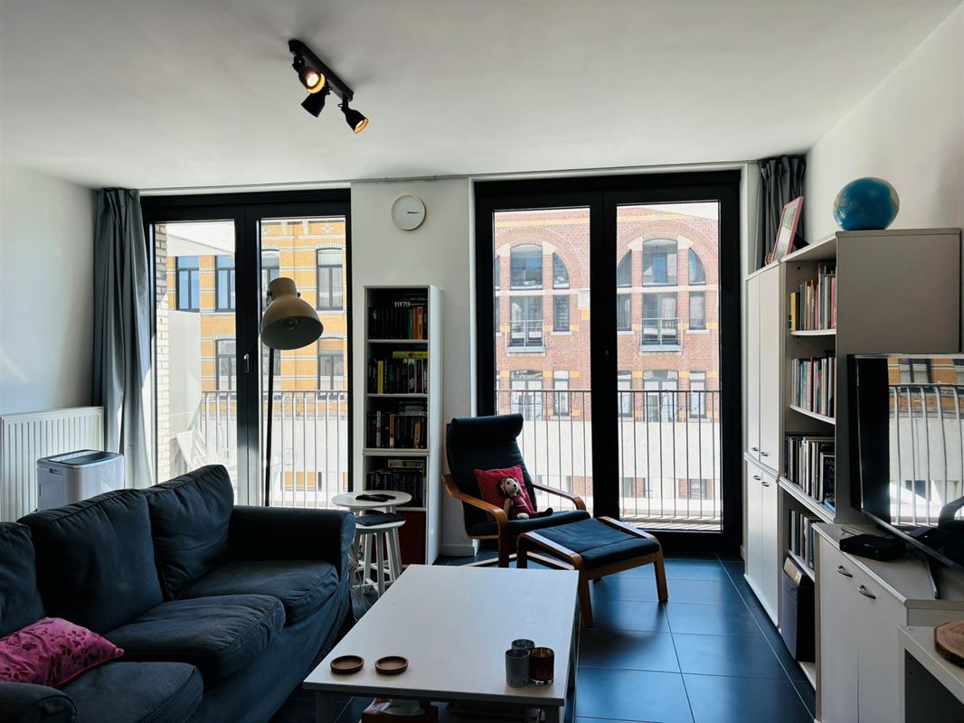 Modern tweeslaapkamerappartement op het bruisende Eilandje