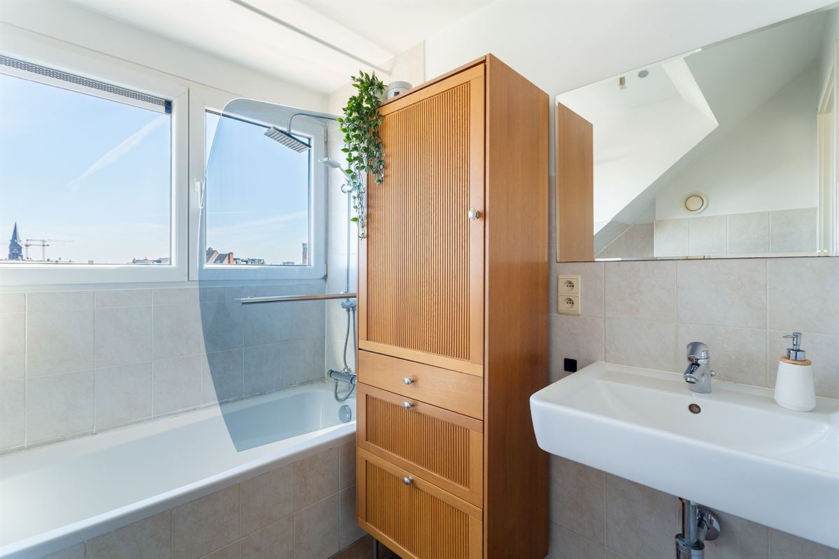 Lichtrijke duplexpenthouse met twee terrassen