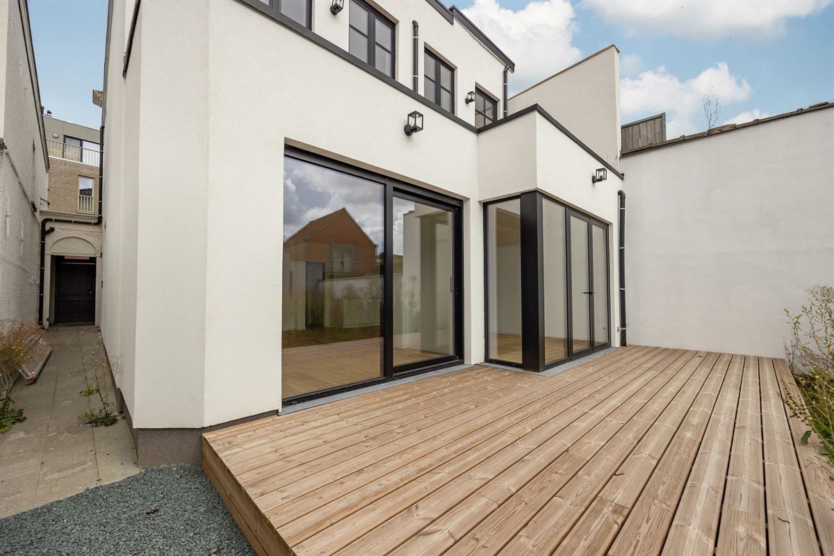 Gerenoveerd appartement met uniek bijgebouw op toplocatie in Lier