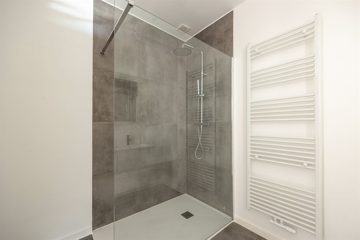 Gerenoveerd appartement met uniek bijgebouw op toplocatie in Lier