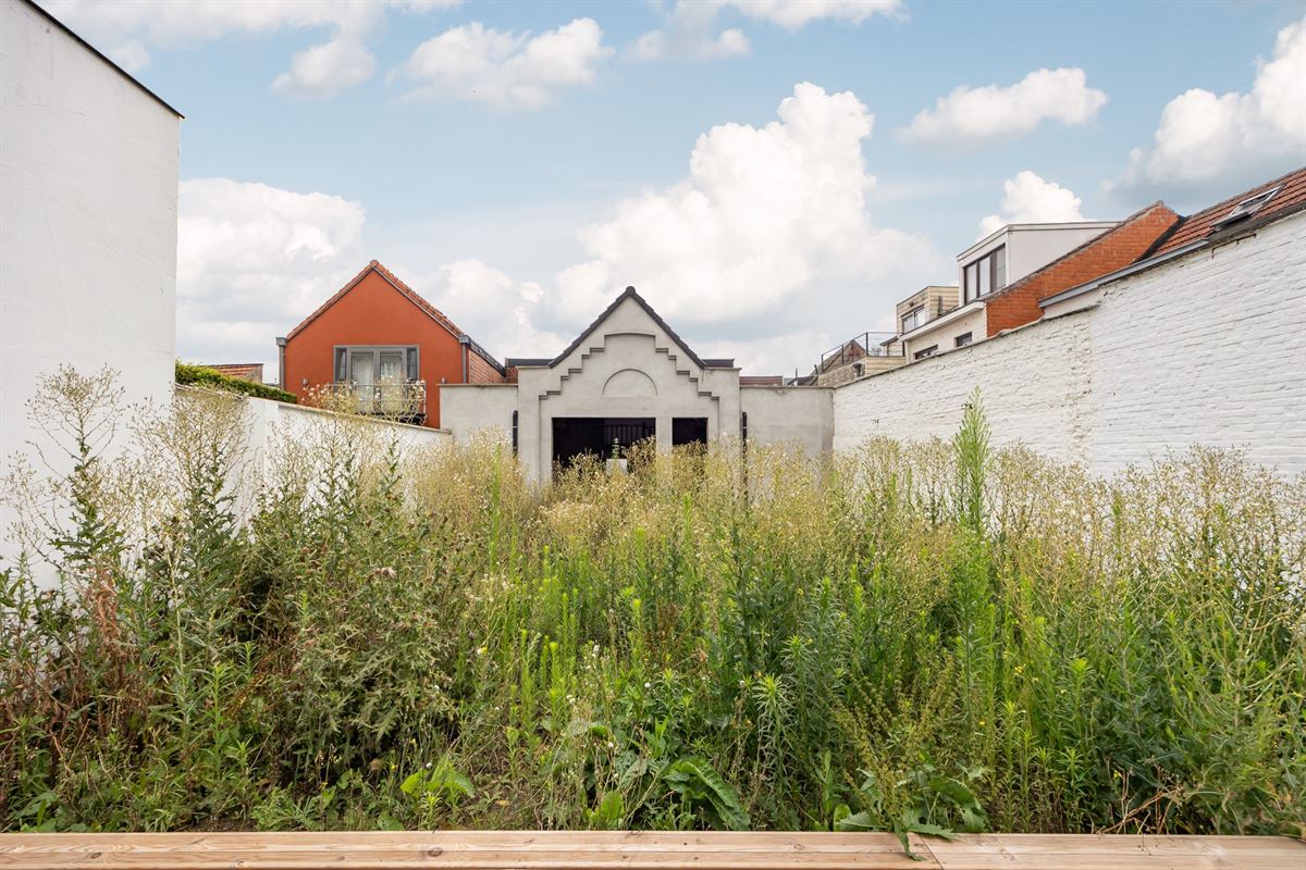 Gerenoveerd appartement met uniek bijgebouw op toplocatie in Lier