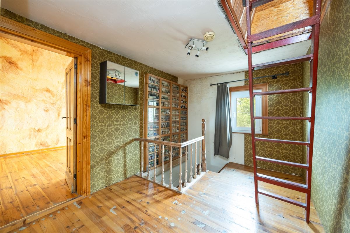 Lichtrijk op te frissen woning op 11a60ca