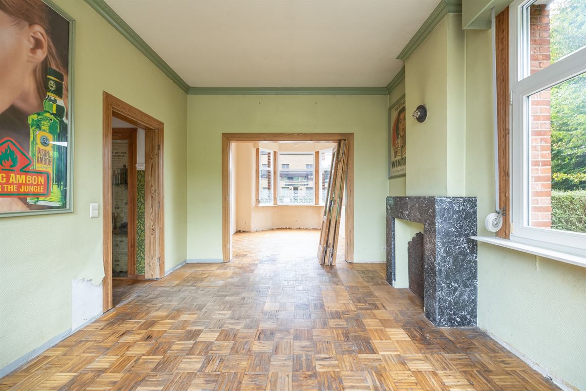 Lichtrijk op te frissen woning op 11a60ca