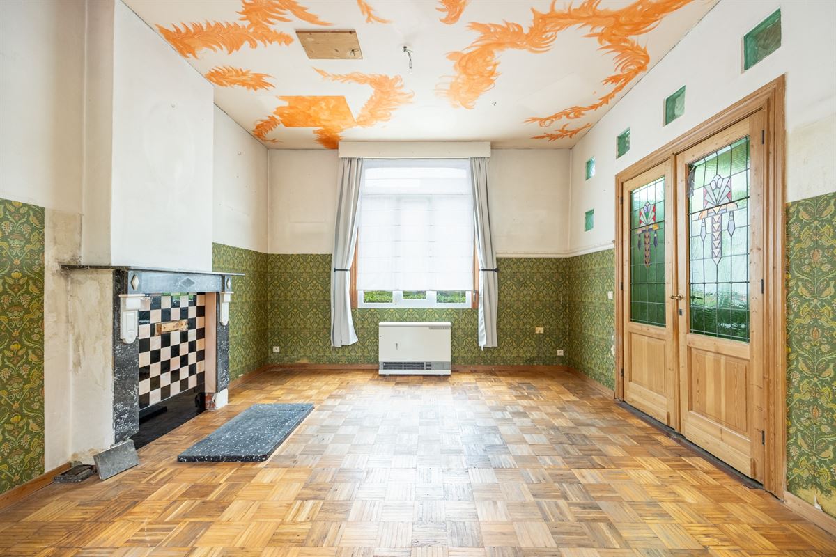 Lichtrijk op te frissen woning op 11a60ca