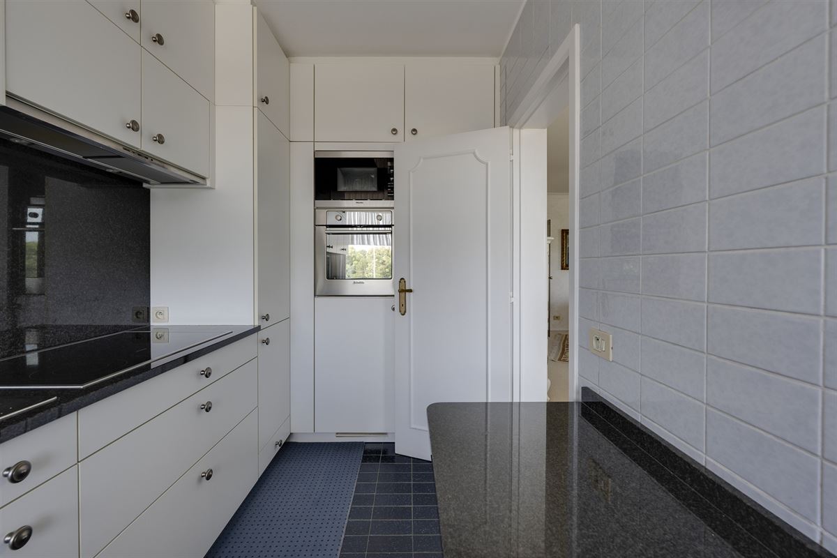 Ruim appartement met 2 slaapkamers inclusief garagebox nabij het Rivierenhof
