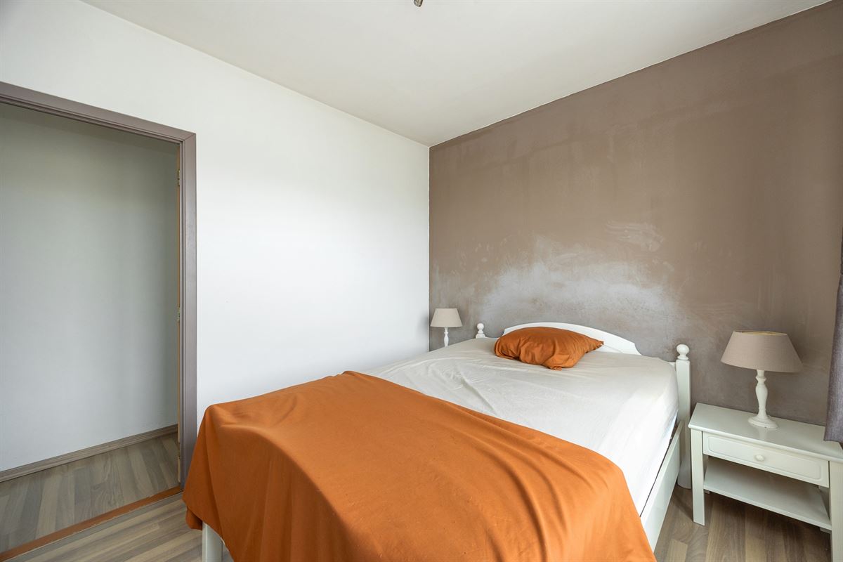 Instapklaar hoekappartement met 2 slaapkamers 