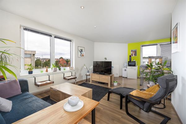 Instapklaar hoekappartement met 2 slaapkamers 