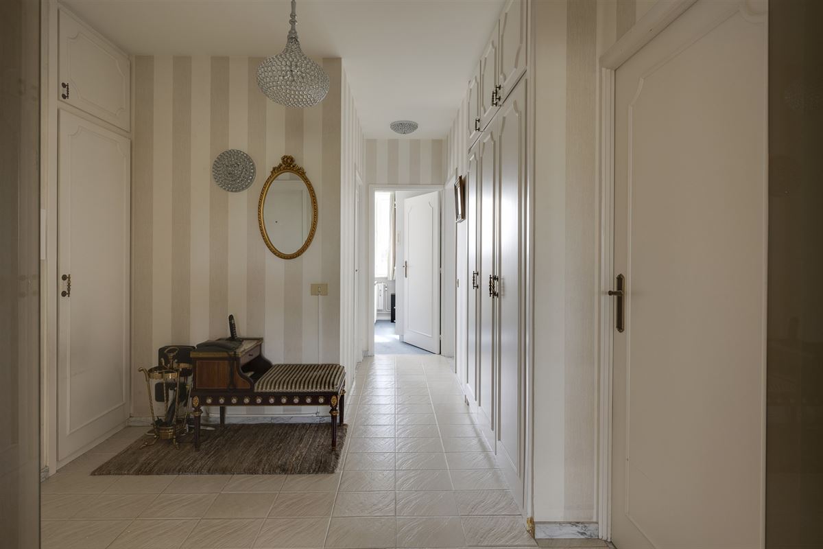 Ruim appartement met 2 slaapkamers inclusief garagebox nabij het Rivierenhof