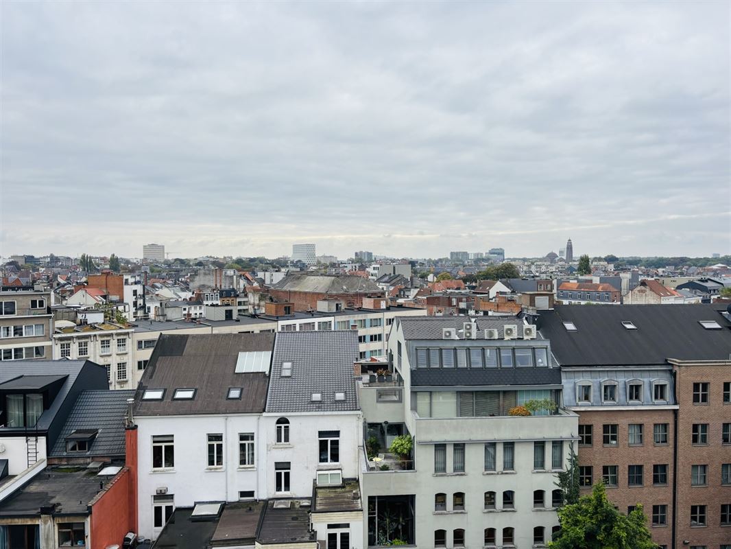 Unieke penthouse met riante terrassen  in centrum Antwerpen 