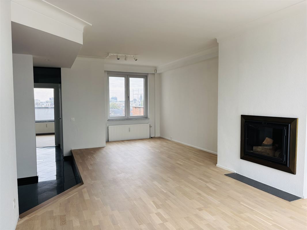 Unieke penthouse met riante terrassen  in centrum Antwerpen 