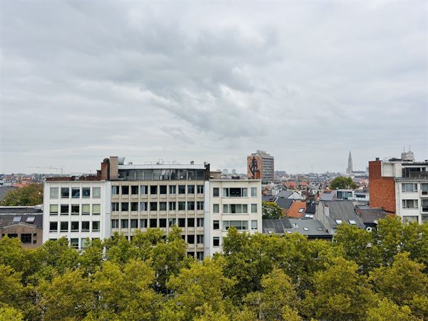 Unieke penthouse met riante terrassen  in centrum Antwerpen 