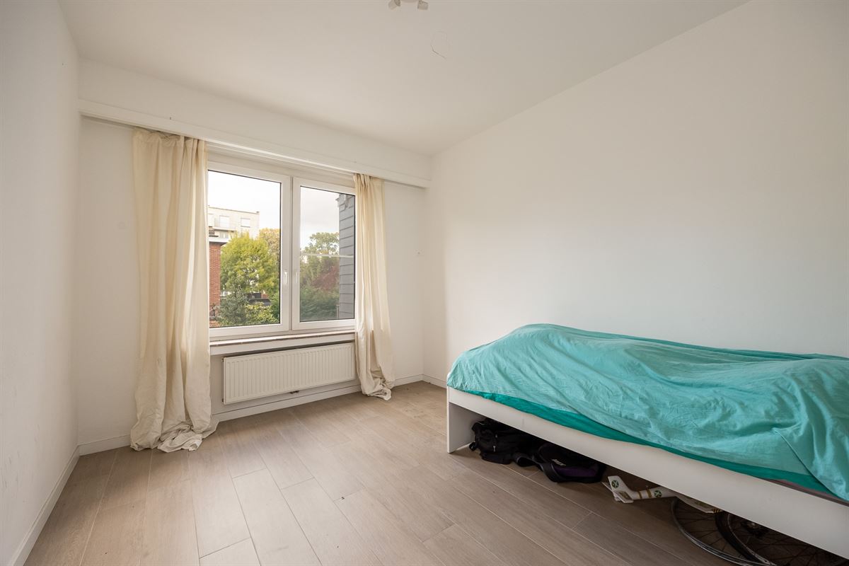 Instapklaar appartement met 2 slaapkamers nabij Middelheim