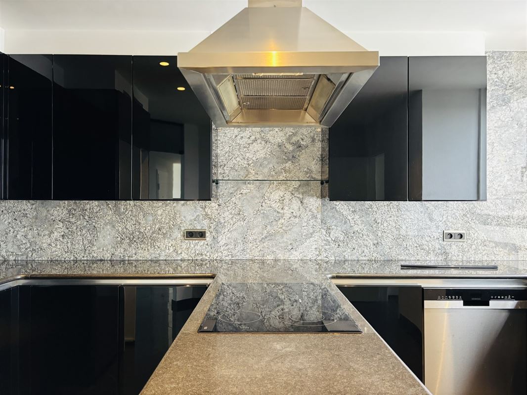 Unieke penthouse met riante terrassen  in centrum Antwerpen 