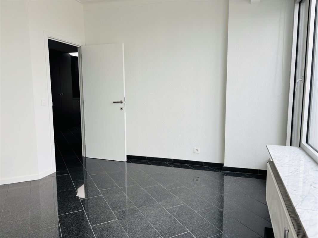 Unieke penthouse met riante terrassen  in centrum Antwerpen 
