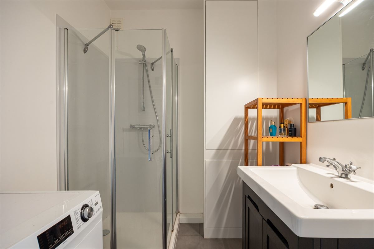 Instapklaar appartement met 2 slaapkamers nabij Middelheim