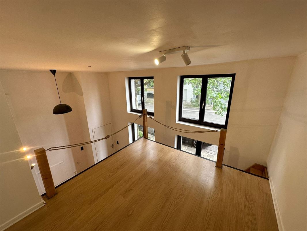 Ruimtelijke studio met mezzanine op 't Zuid