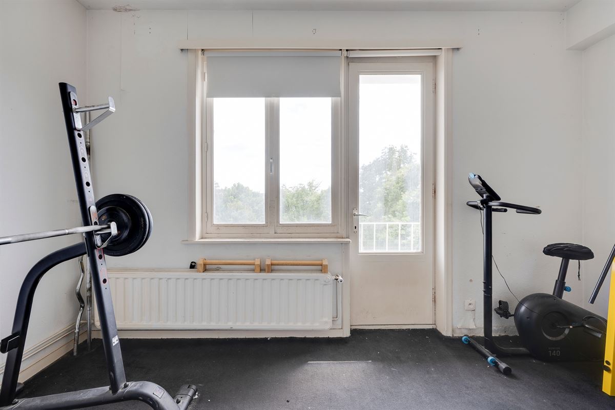 Lichtovergoten hoekappartement inclusief garagebox